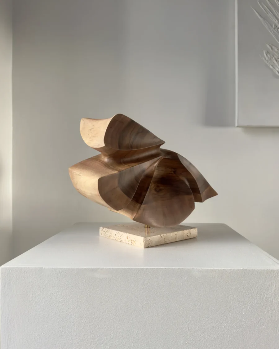 reveris-back-view-walnut-sculpture Reveris