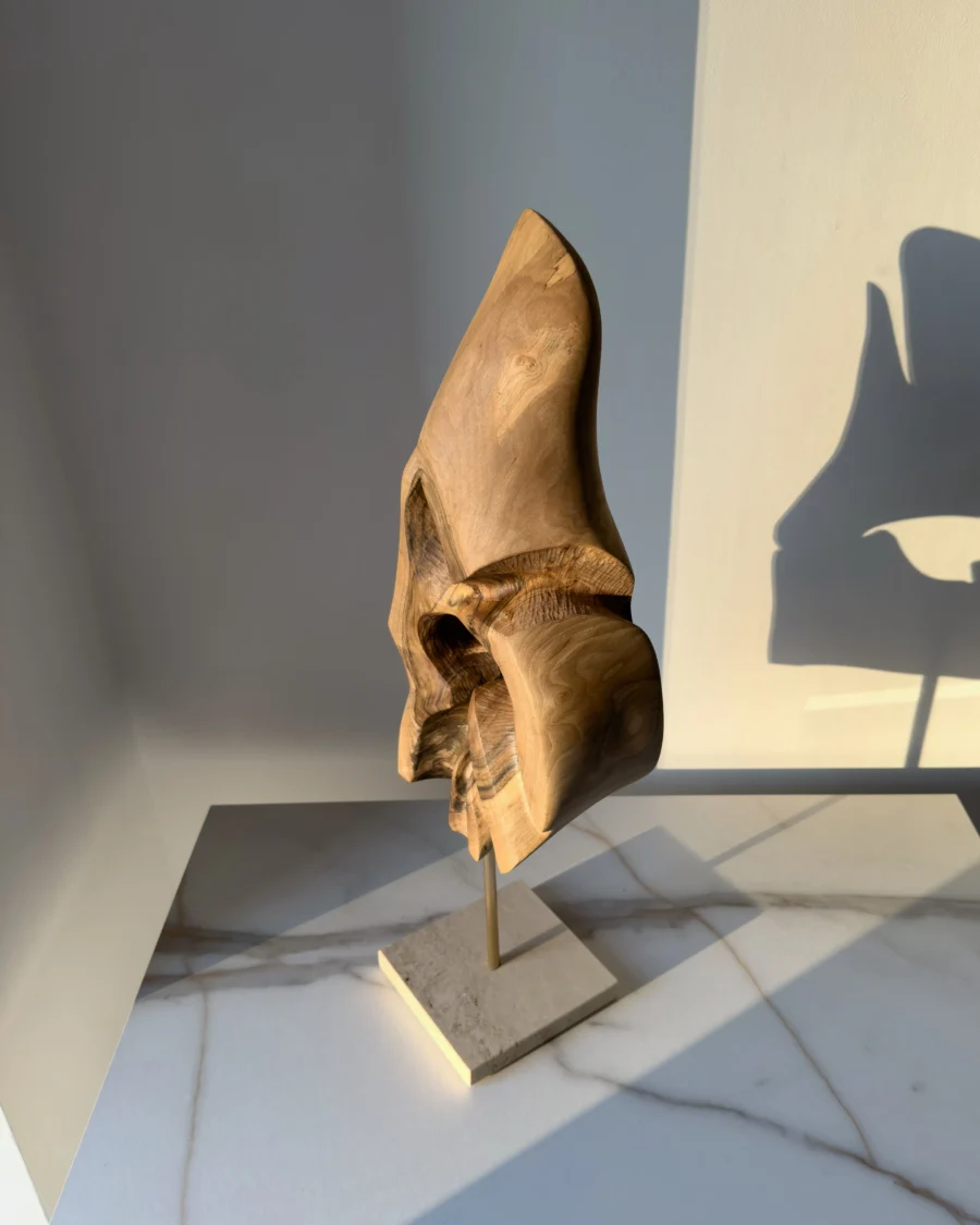 through-the-light-minimalist-wood-sculpture-top-view Through the Light