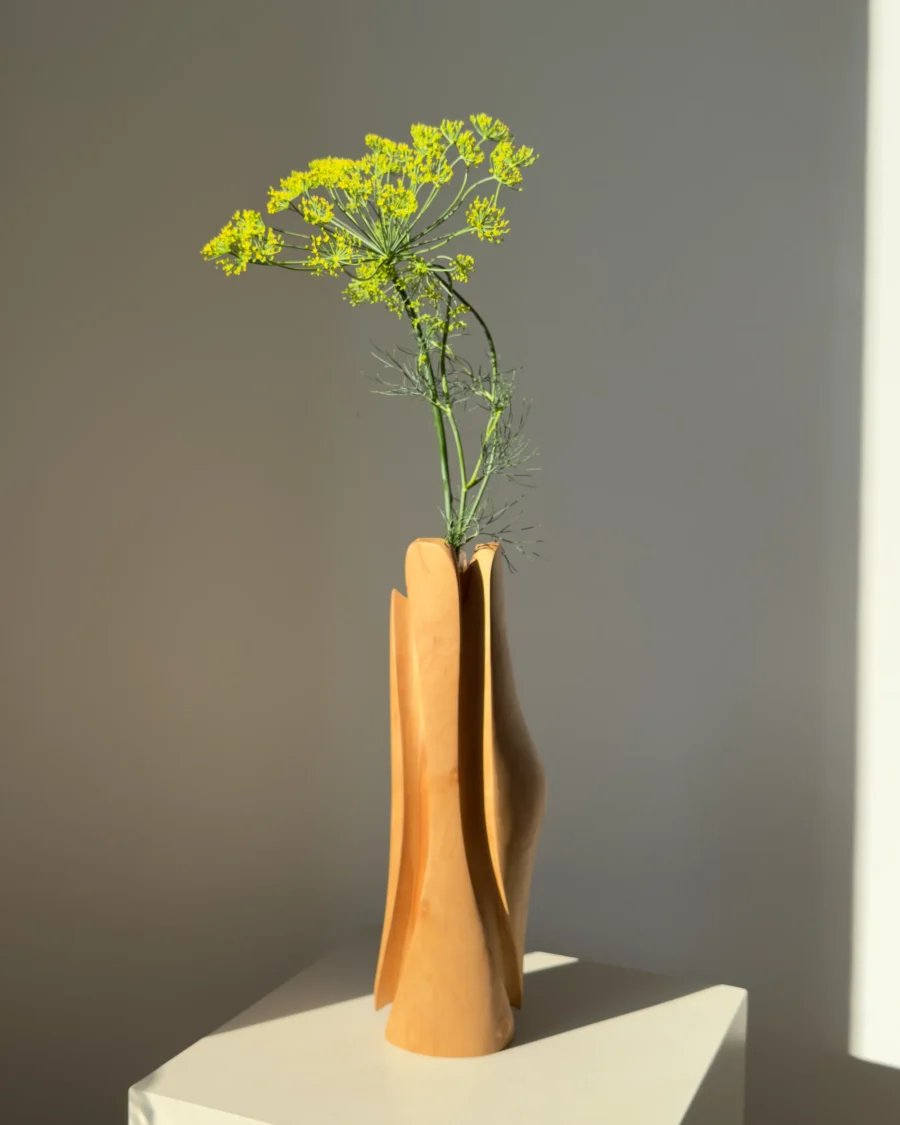 hidden-heart-wood-vase-fresh-flowers